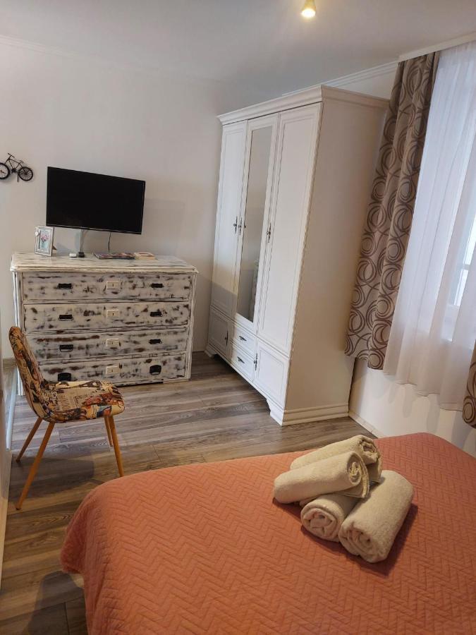 Pave Apartman Zára Kültér fotó