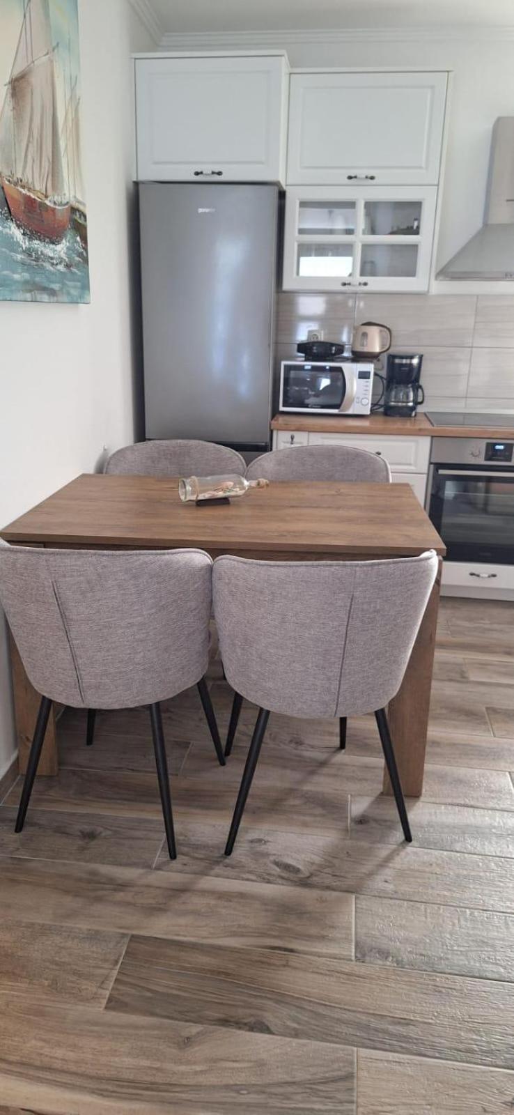 Pave Apartman Zára Kültér fotó