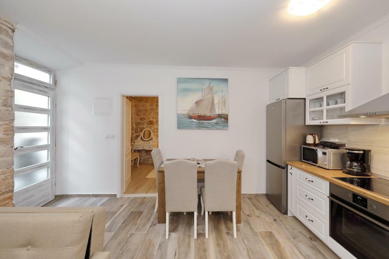 Pave Apartman Zára Kültér fotó