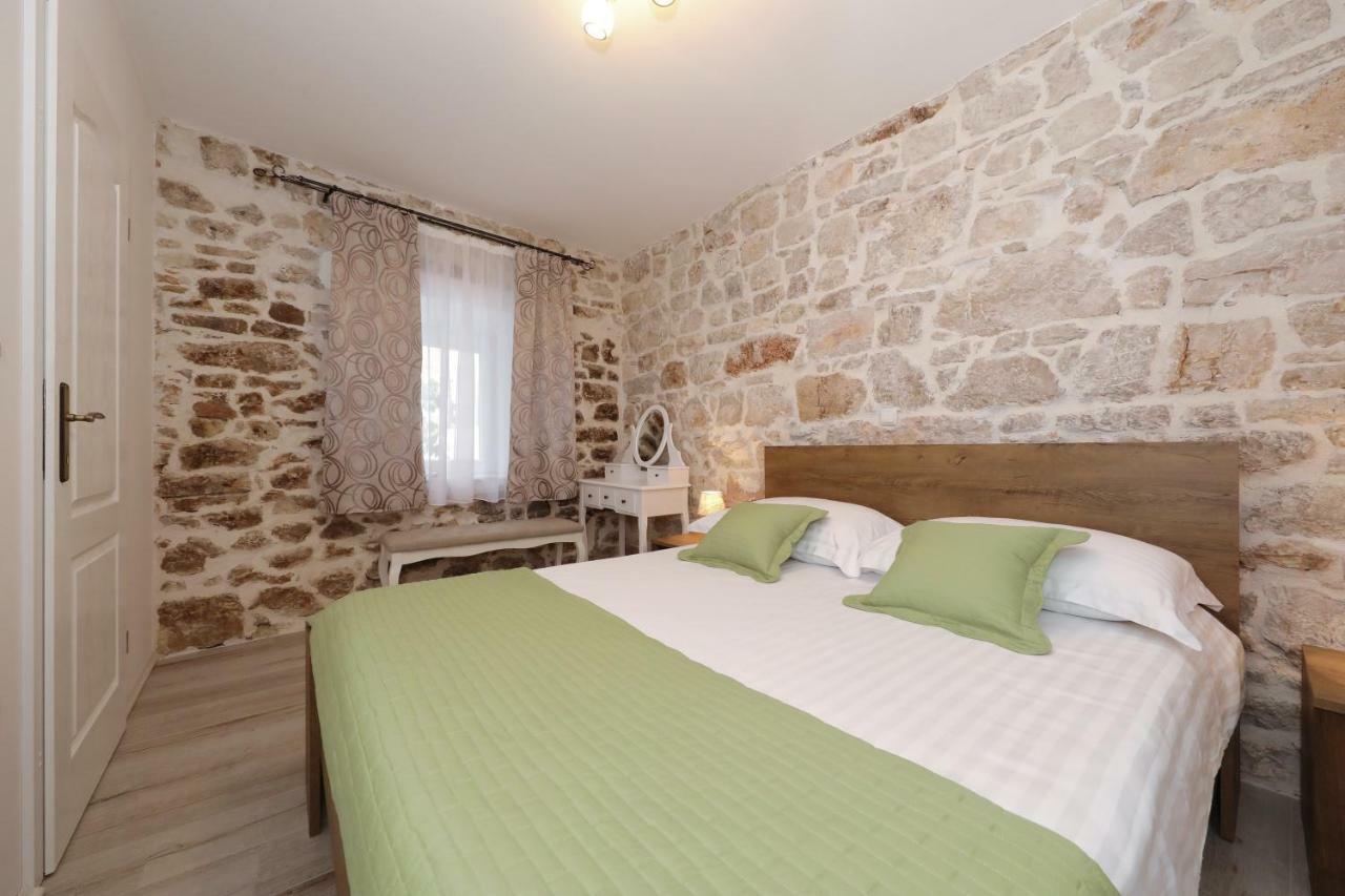 Pave Apartman Zára Kültér fotó
